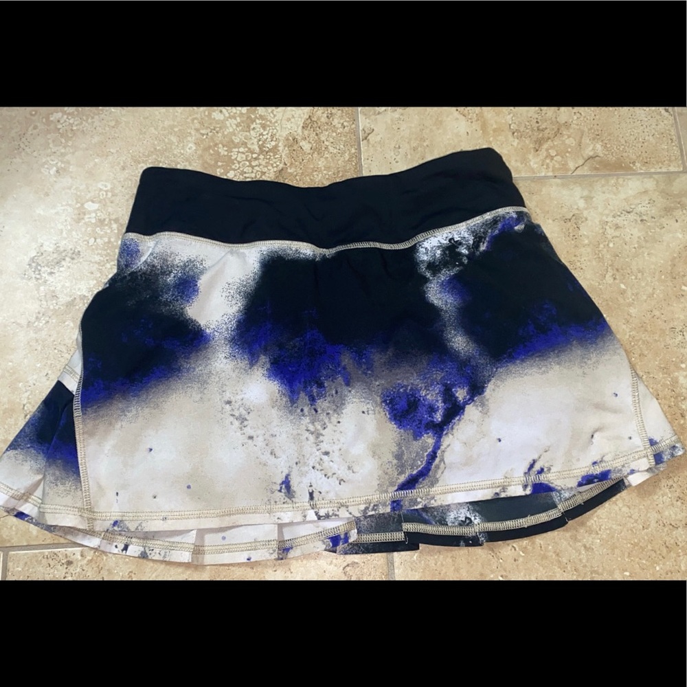 lululemon size 4 regular tie dye skirt